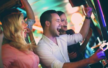 Signup Bonuses That Attract Users to the Best Crypto Casino